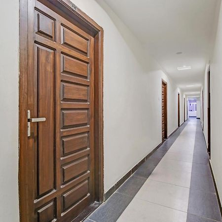 Collection O Galaxy Suites Хайдарабад Экстерьер фото